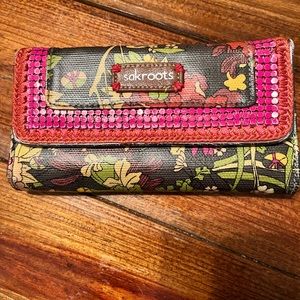 SakRoots Artist Circle Trifold Wallet